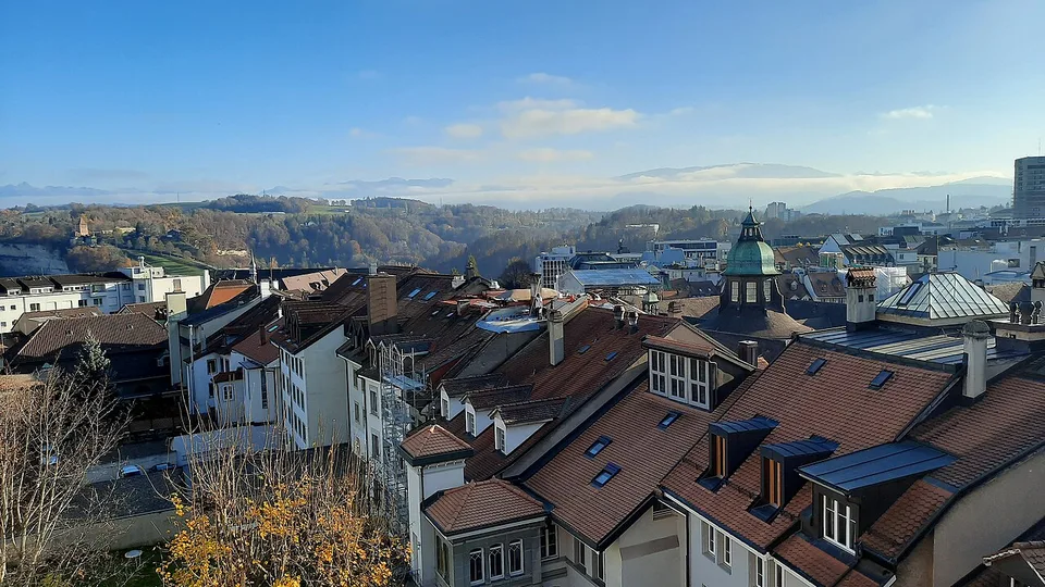 Vue sur les toits de la vieille ville de Fribourg